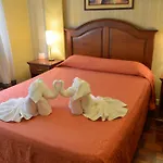 Hotel Cordillera Real