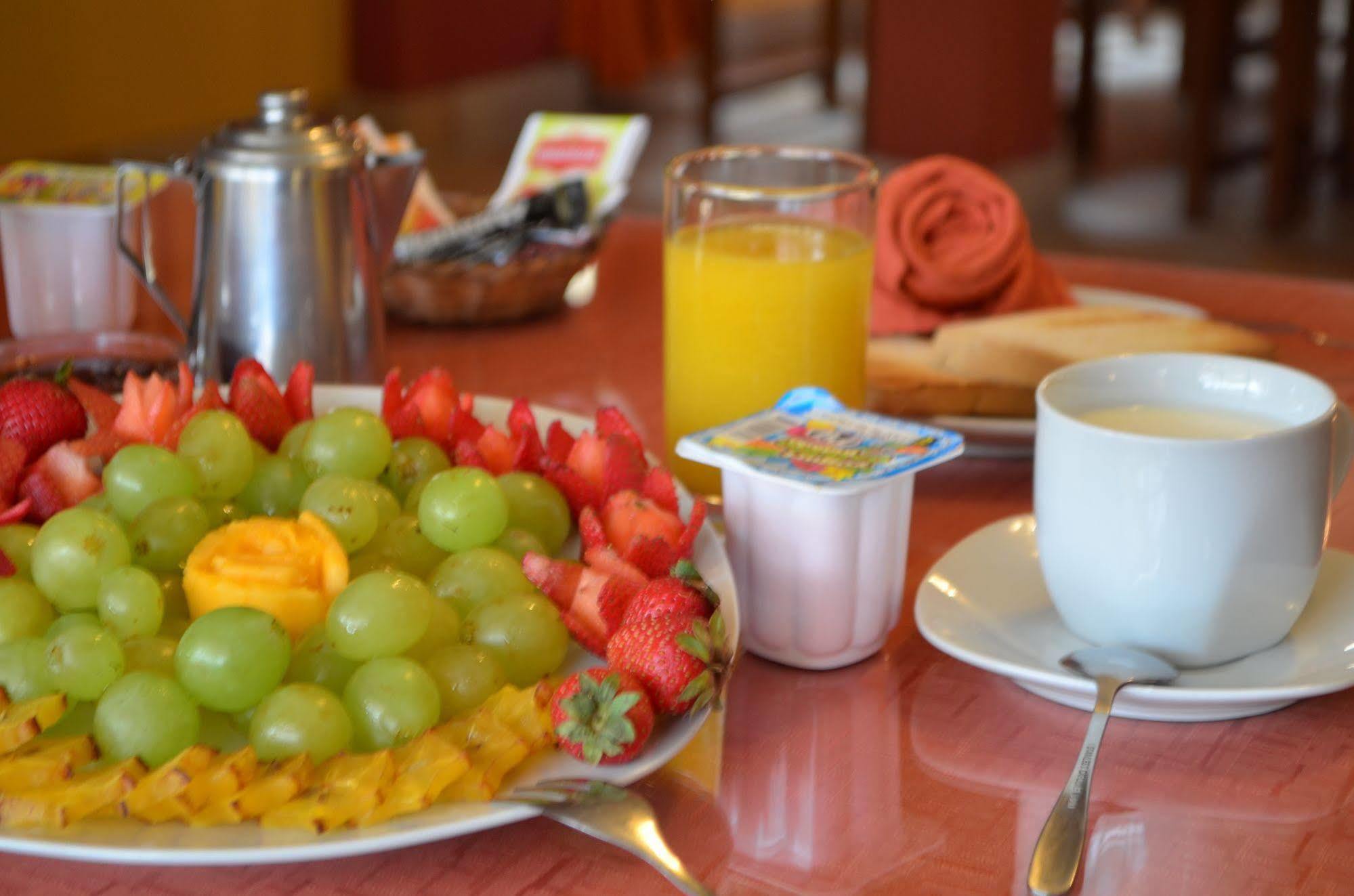 Cordillera Real Hotel 3*